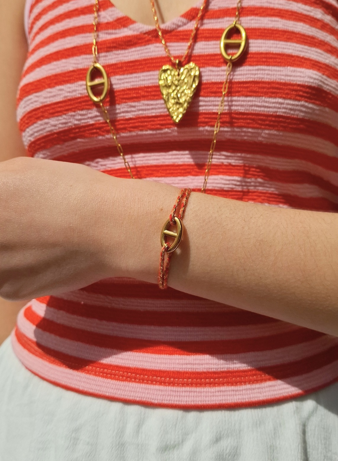 Bracelet cordon rouge